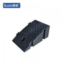 苏识 XJZ096 路斜坡塑料台阶垫门槛三角便携式阶梯 16CM高度黑色 1410285